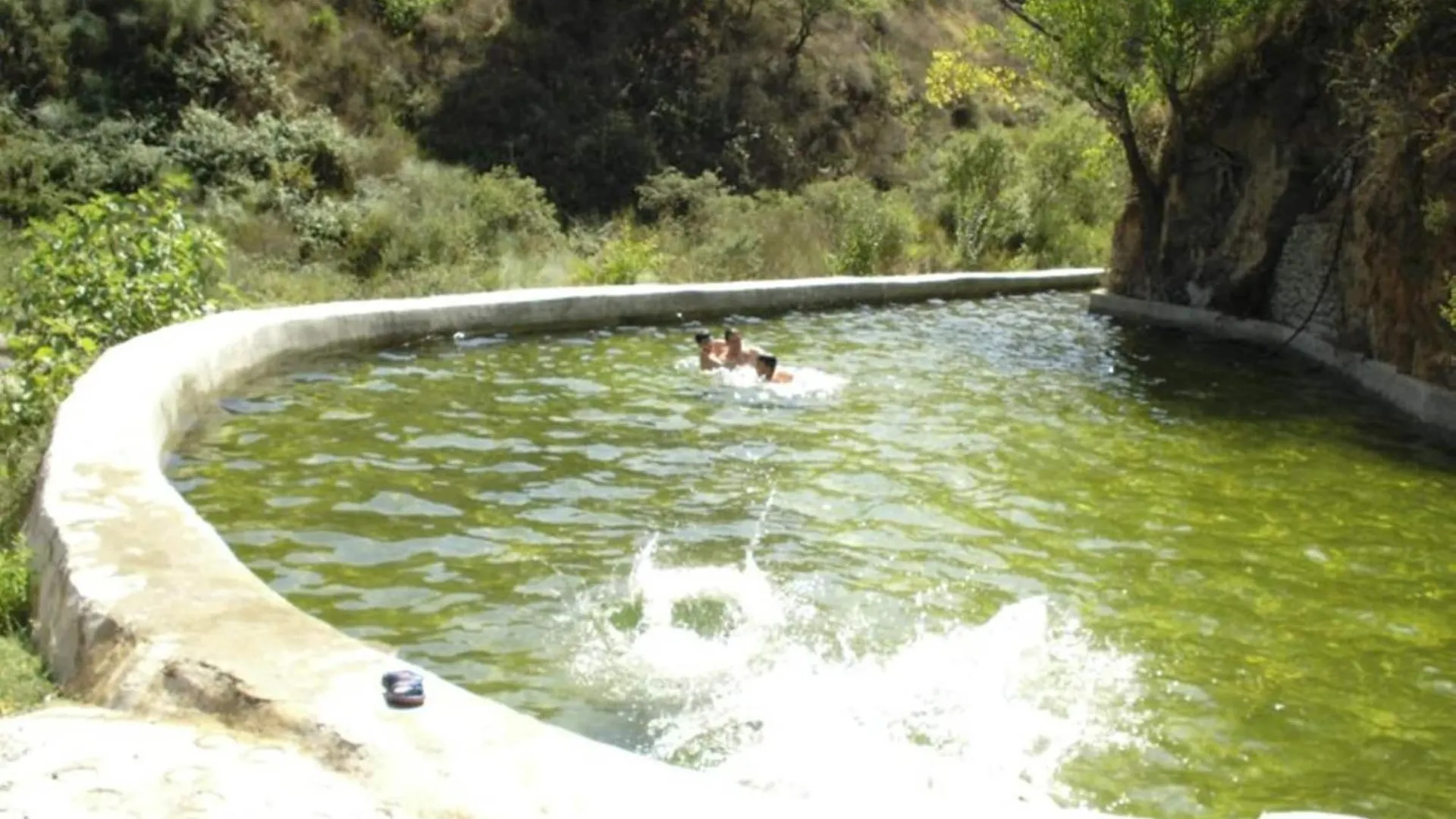 Beautiful Holiday Home In Laroya With Shared Pool 0*,